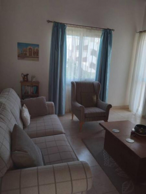 British style in Makadi heights
